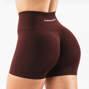 Alphalete Amplify Short 4.5”